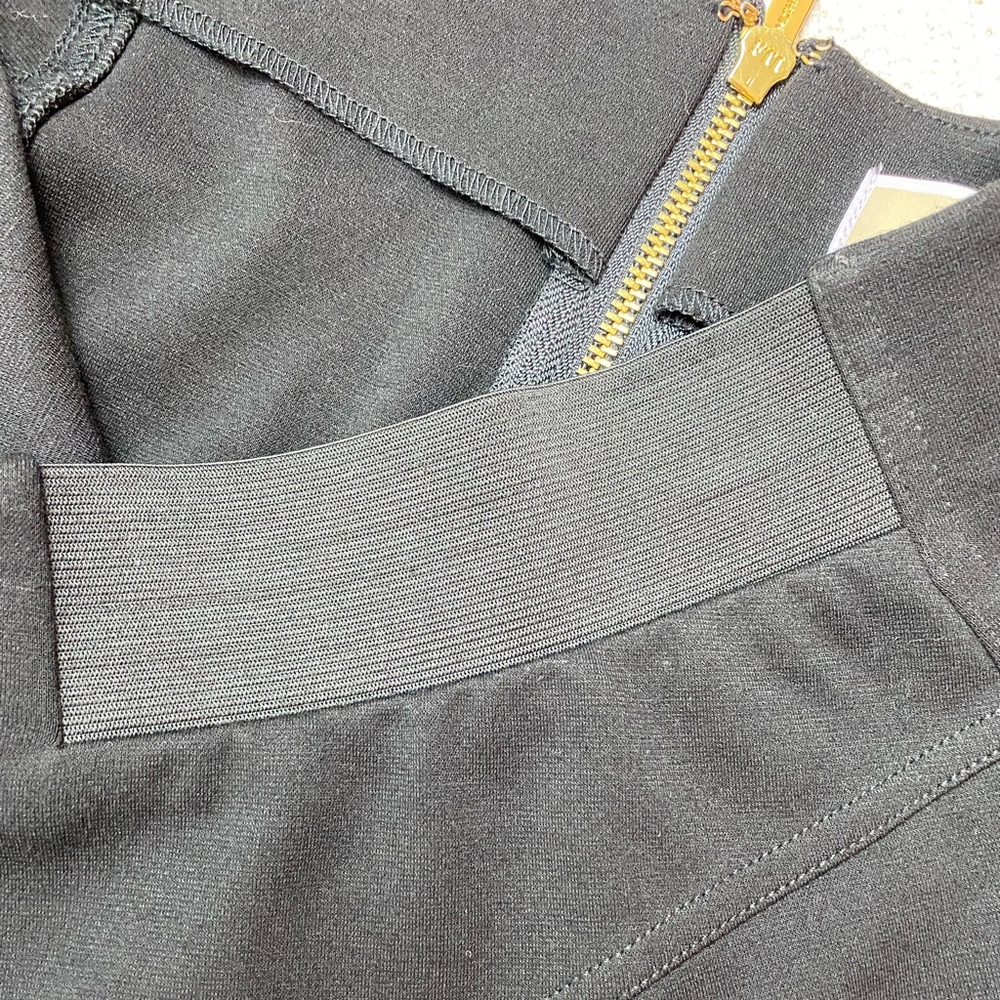 MICHAEL, MICHAEL KORS Black Knit Mini Skirt Elastic Waist | Size 8 - Picture 9 of 10